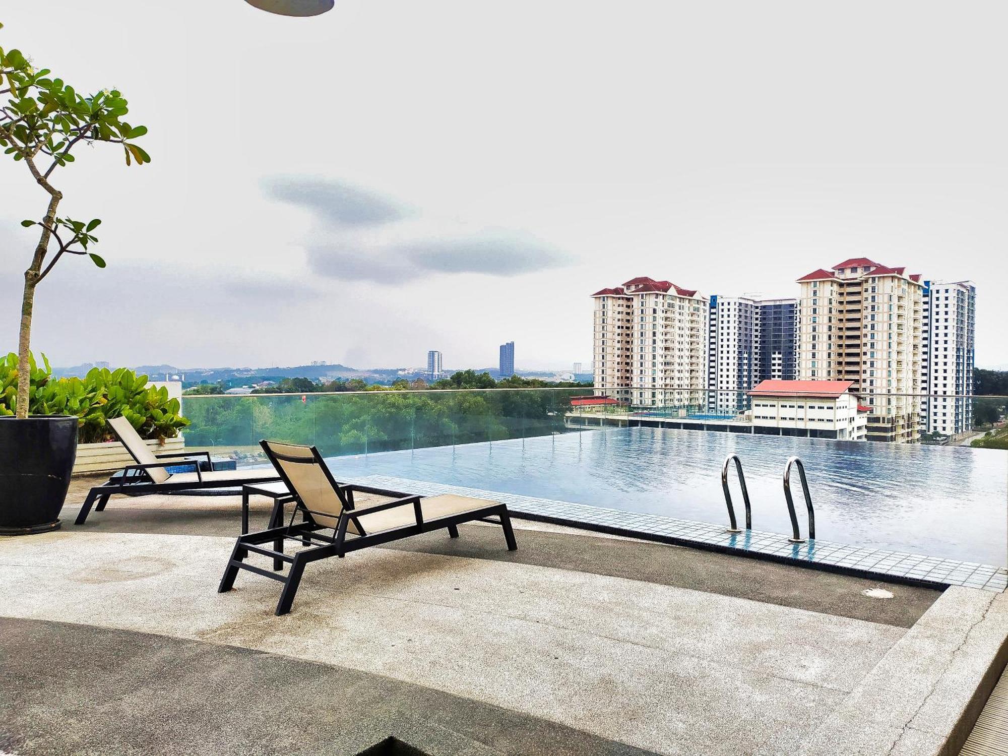 Azfa Suite13 At De Centrum Putrajaya-Bangi Kajang Buitenkant foto