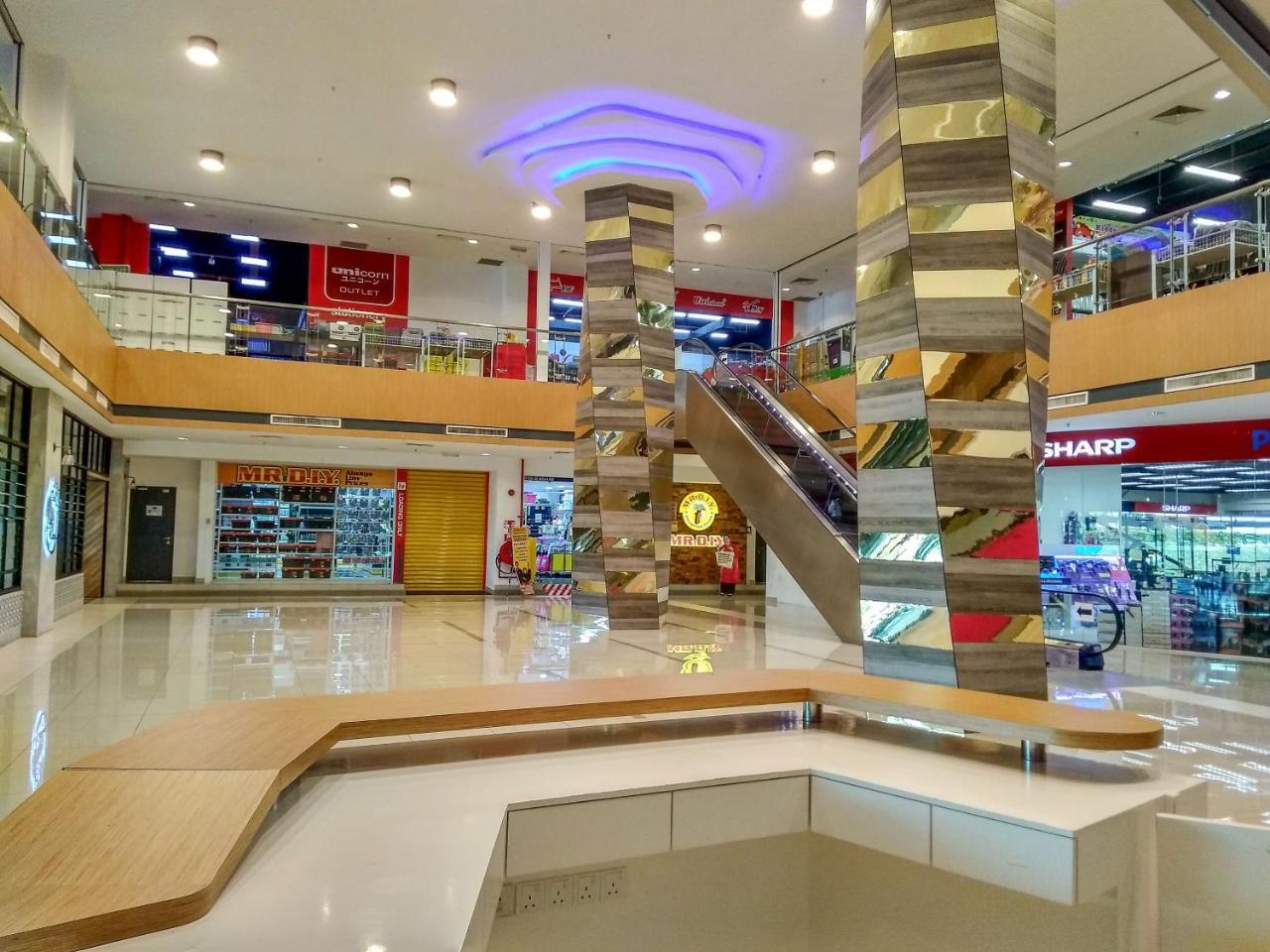 Azfa Suite13 At De Centrum Putrajaya-Bangi Kajang Buitenkant foto